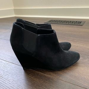 Vince Camuto wedge suede booties